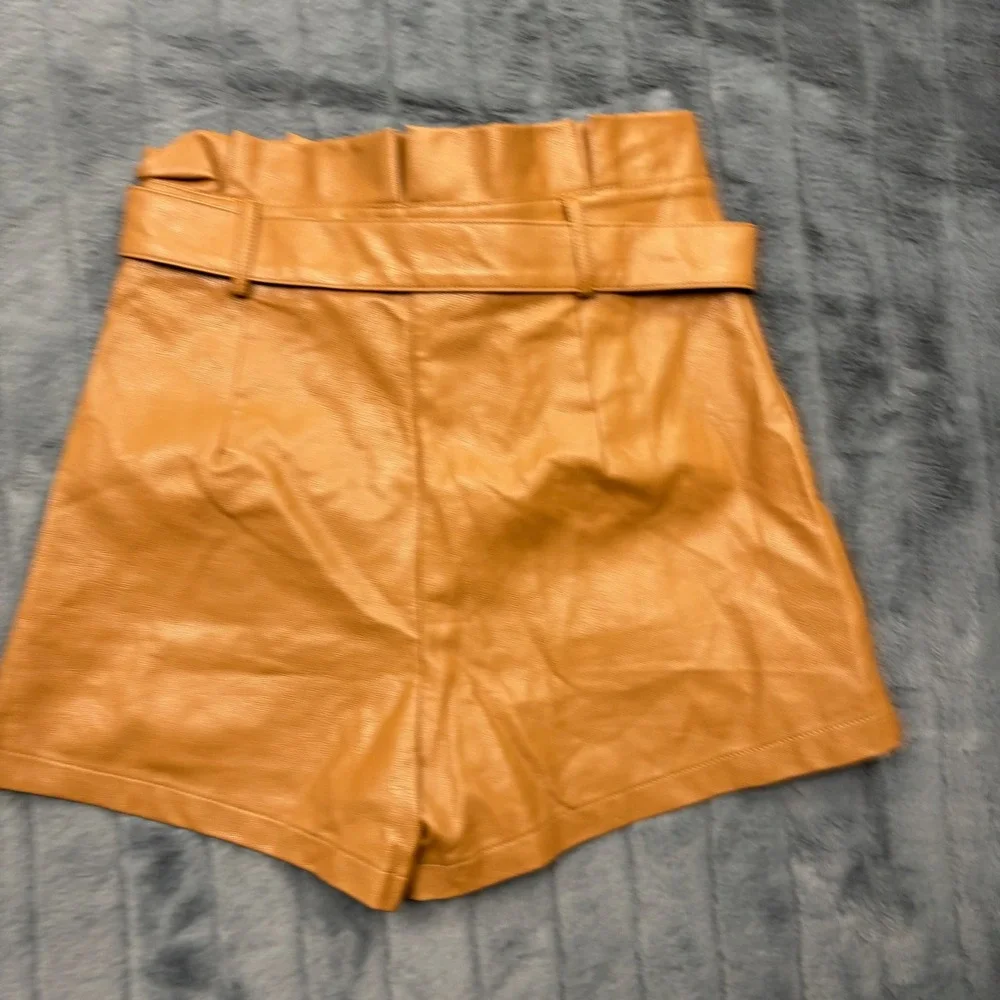 Le Lis Collection Brown Faux Leather Paperbag Waist Shorts MP3247 Small NWT